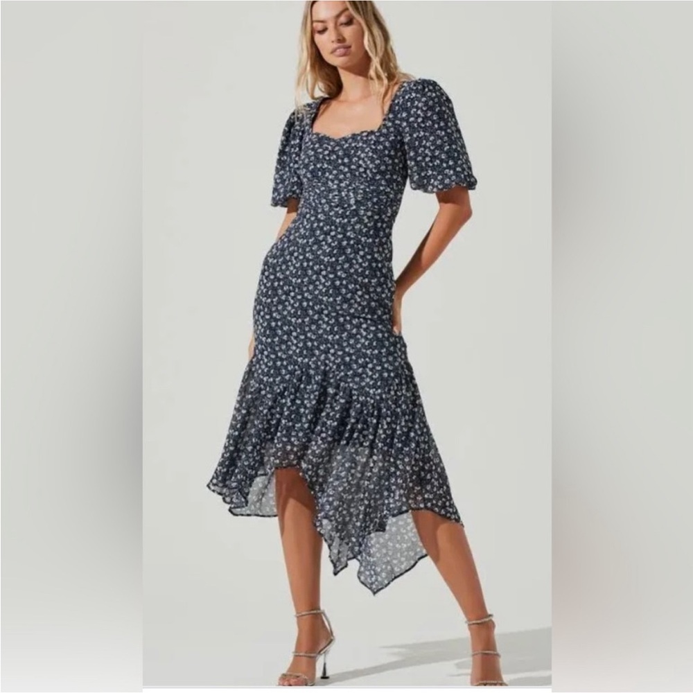 ASTR the Label Floral Short Sleeve Asymmetrical Hem Midi Dress